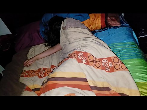 ❤️ Stepson berating rẹ odo stepmother nigba ti o sun. ❤️ wa %yo.pornhills-com.ru ☑